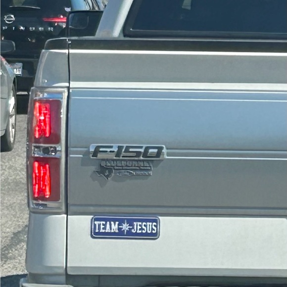 TEAM JESUS MAGNETS - Picture 5 of 5